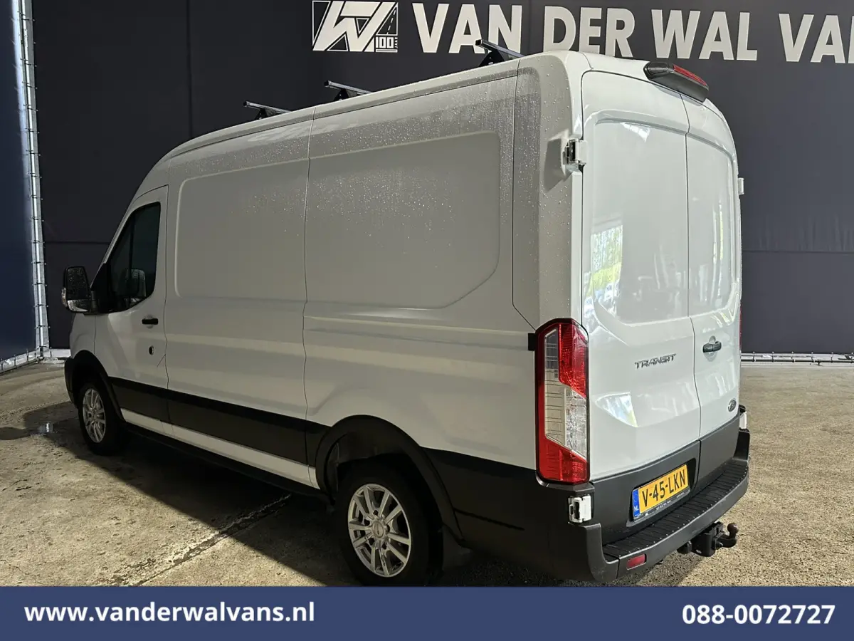 2.0 TDCI L2H2 Euro6 Airco | 2450kg Trekhaak | LM velgen | Verwarmde voorruit Dakdragers, Bijrijdersbank