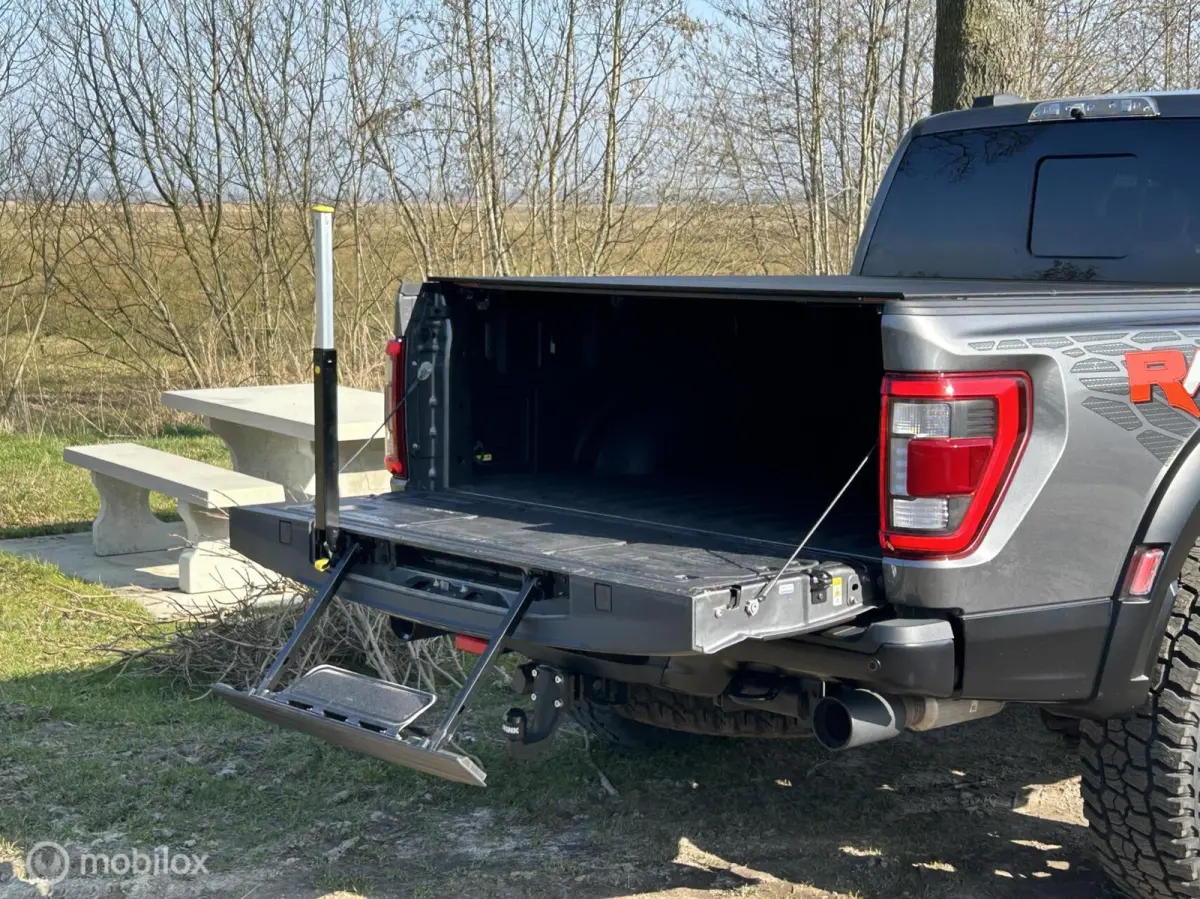USA Raptor R