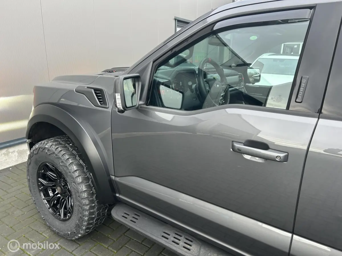 USA Raptor R