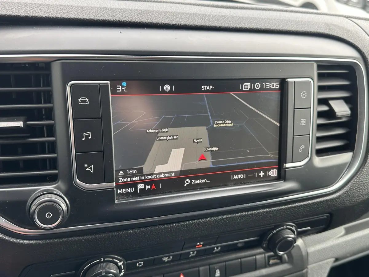 1.6 BlueHDI 95 Club M*NAVI*CRUISE*A/C*TEL*PDC*