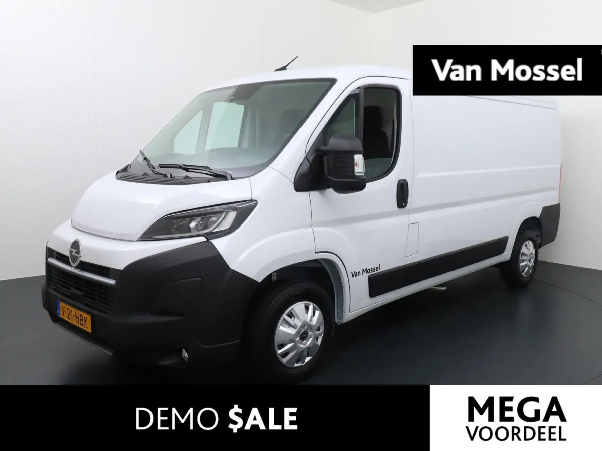 2.2D 120 S&S L2H1 3.0t Opel Movano 2.2D 120 S&S L2H2 3.0t | Parkeer sensoren | Trekhaak |  Parkeer camera