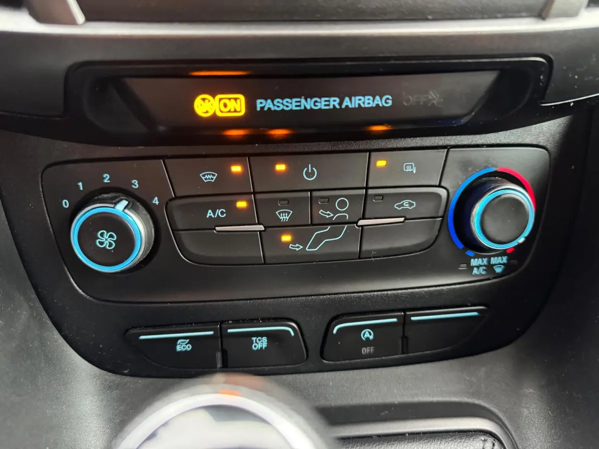 1.5 EcoBlue L1 Cruise Airco Navi Camera