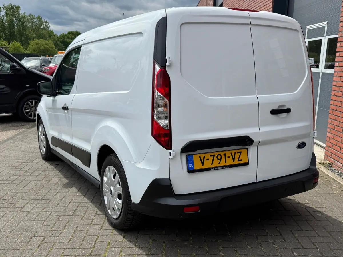 1.5 EcoBlue L1 Cruise Airco Navi Camera