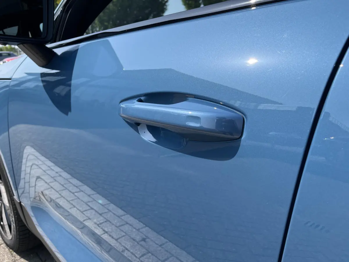 Ultimate Single Motor Extended Range | Warmtepomp | Alcantara | 20 inch Velgen | Pixel Led |