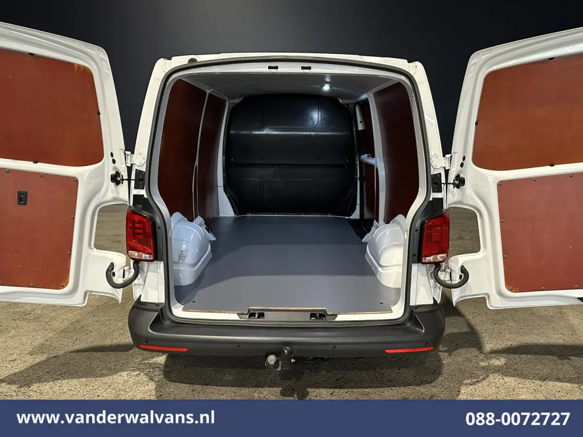 2.0 TDI L2H1 Euro6 Airco | Navigatie | Apple Carplay | Android Auto | Trekhaak Cruisecontrol, Parkeersensoren