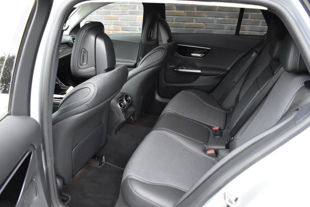 200 d 163pk ECC LMV NAVIGATIE SPORTSTOELEN 30000KM Mercedes-Benz C-klasse Estate 200 d Luxury Line