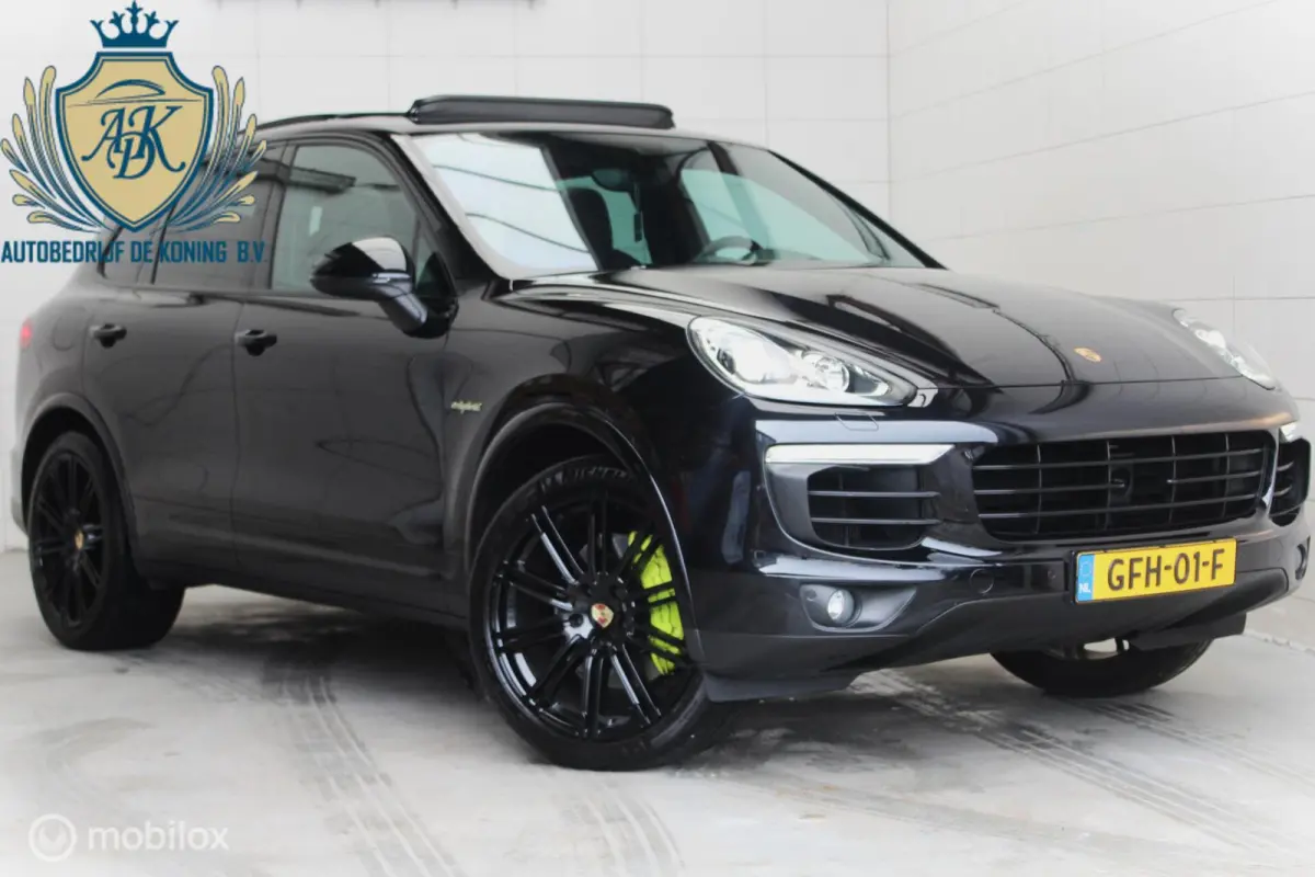 3.0 S E-Hybrid Platinum Pano,ACC,Luchtvering