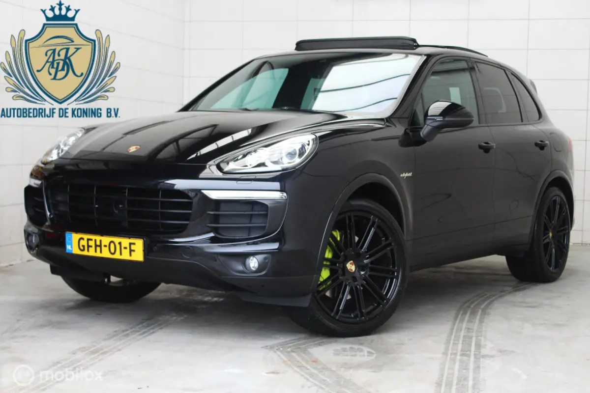 3.0 S E-Hybrid Platinum Pano,ACC,Luchtvering