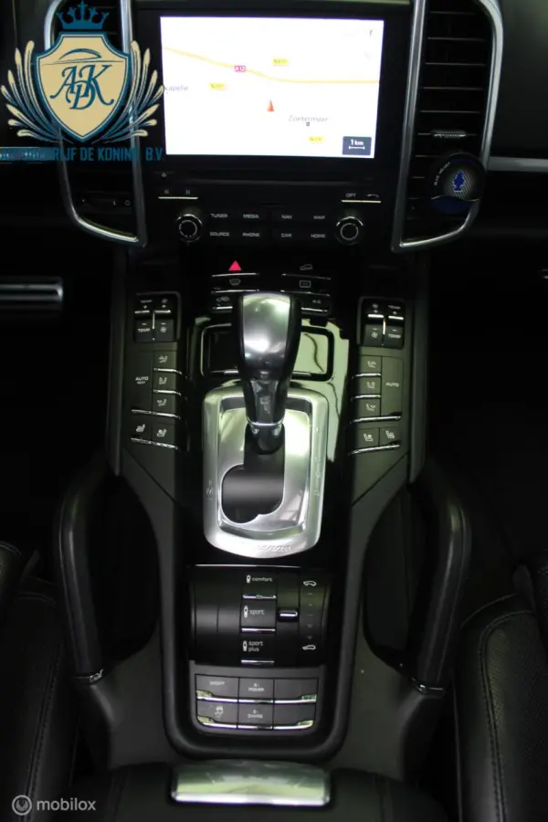 3.0 S E-Hybrid Platinum Pano,ACC,Luchtvering