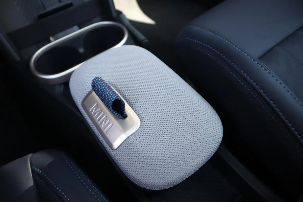 Cooper S | Favoured Trim + Pakket M / Panoramadak / MINI Head-Up Display /
