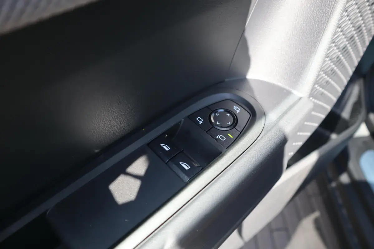 Cooper S | Favoured Trim + Pakket M / Panoramadak / MINI Head-Up Display /
