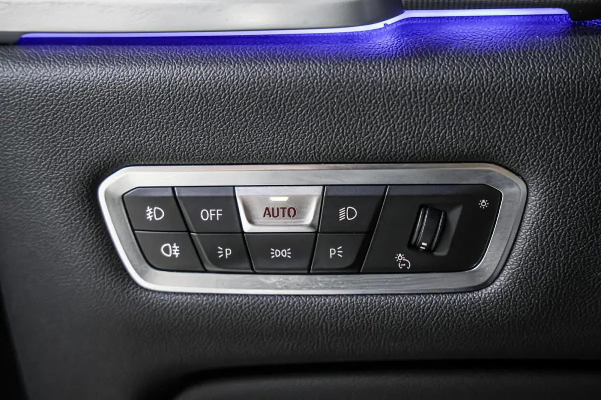 xDrive40i High Executive|Achterasbesturing|ACC|Pano