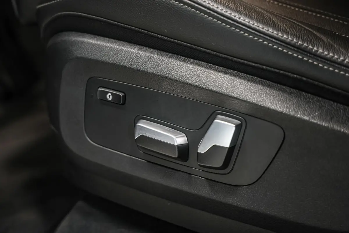 xDrive40i High Executive|Achterasbesturing|ACC|Pano