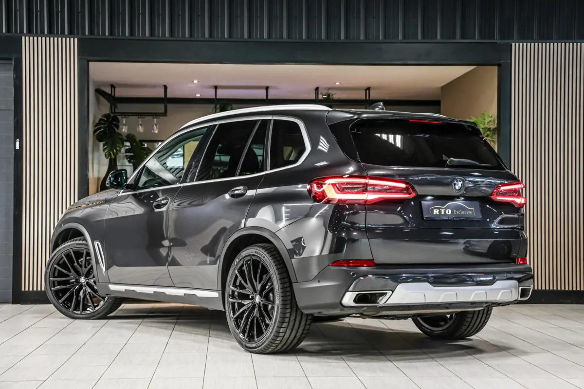 xDrive40i High Executive|Achterasbesturing|ACC|Pano