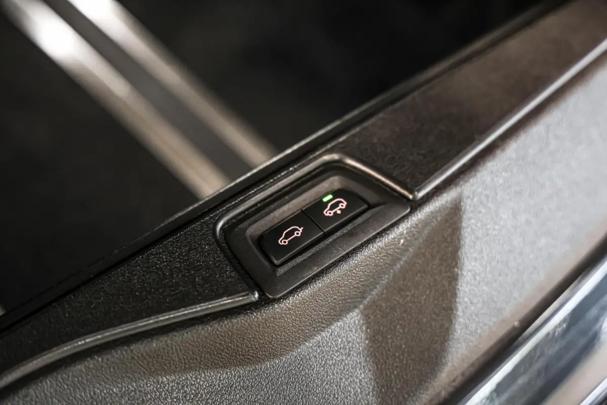 xDrive40i High Executive|Achterasbesturing|ACC|Pano