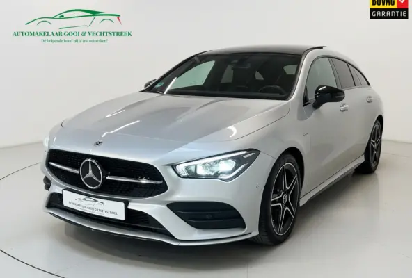 180 AMG Line - Panorama - Camera - Carplay - Sfeerverlichting