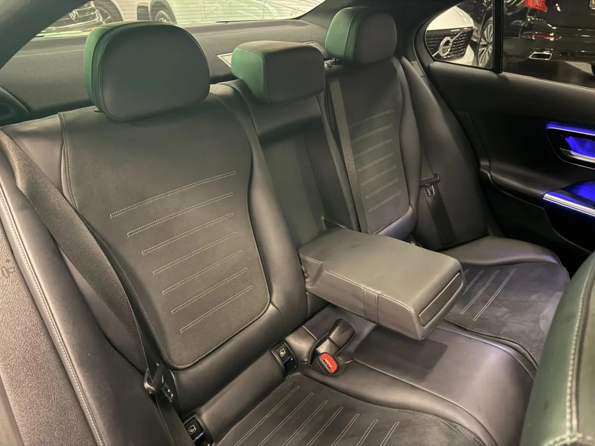 300 e AMG BLACK-LINE 313PK SOH-TEST/LUCHTVERING/PANO/V-COCKPIT/NAVI/DAB/CARPLAY/CAM///