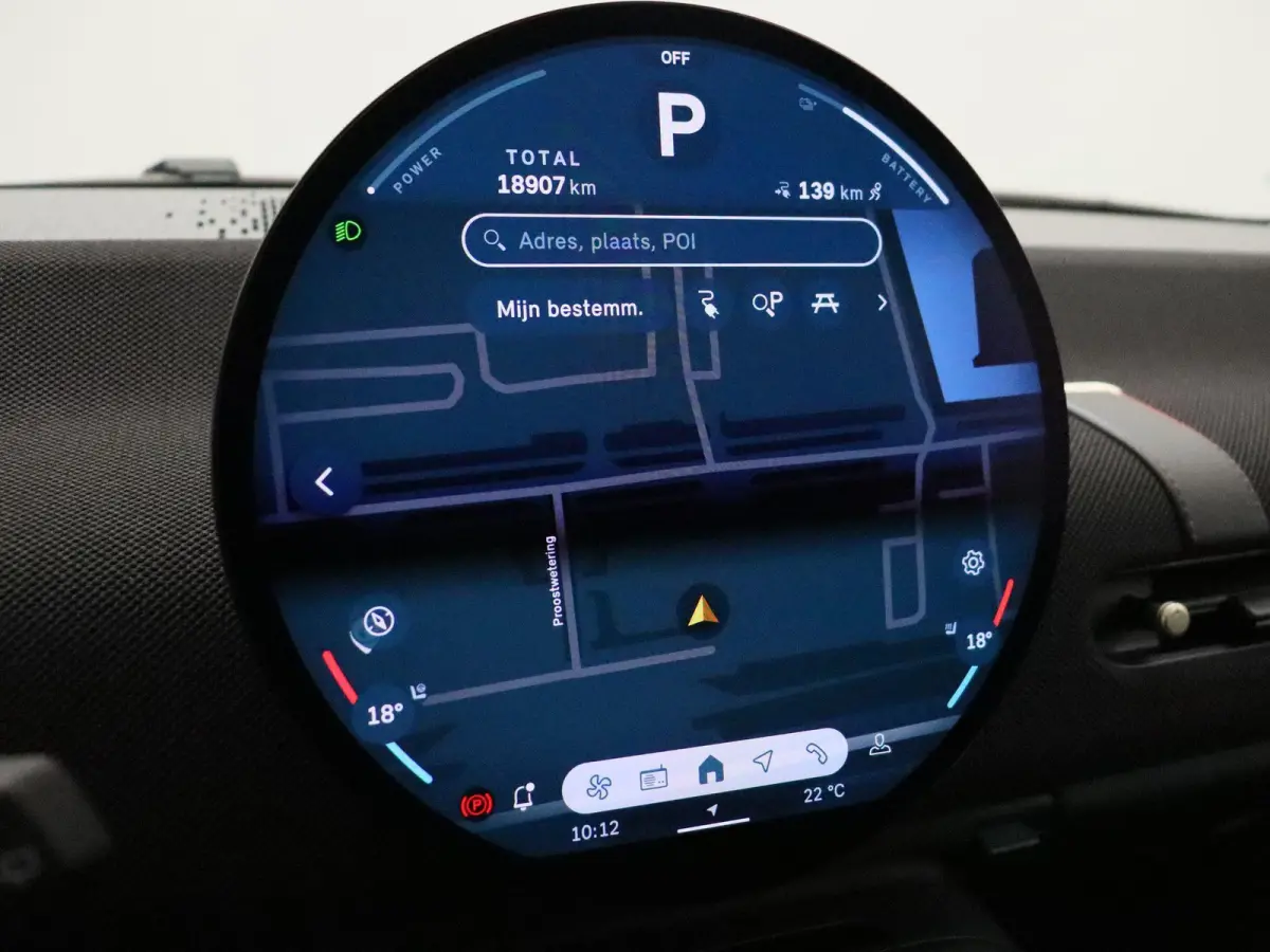 Cooper E Pakket L + Glazen panoramadak + Parking Assistant Plus + Harman Kardon + Driving Assistant+ Comfort Access + Led + 19''
