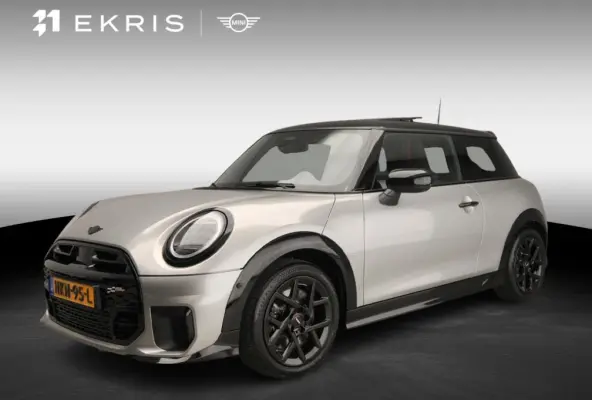 Cooper C C John Cooper Works Trim / Pakket M / Panoramadak / Park assist / Head-up / Alu wielen 17 inch