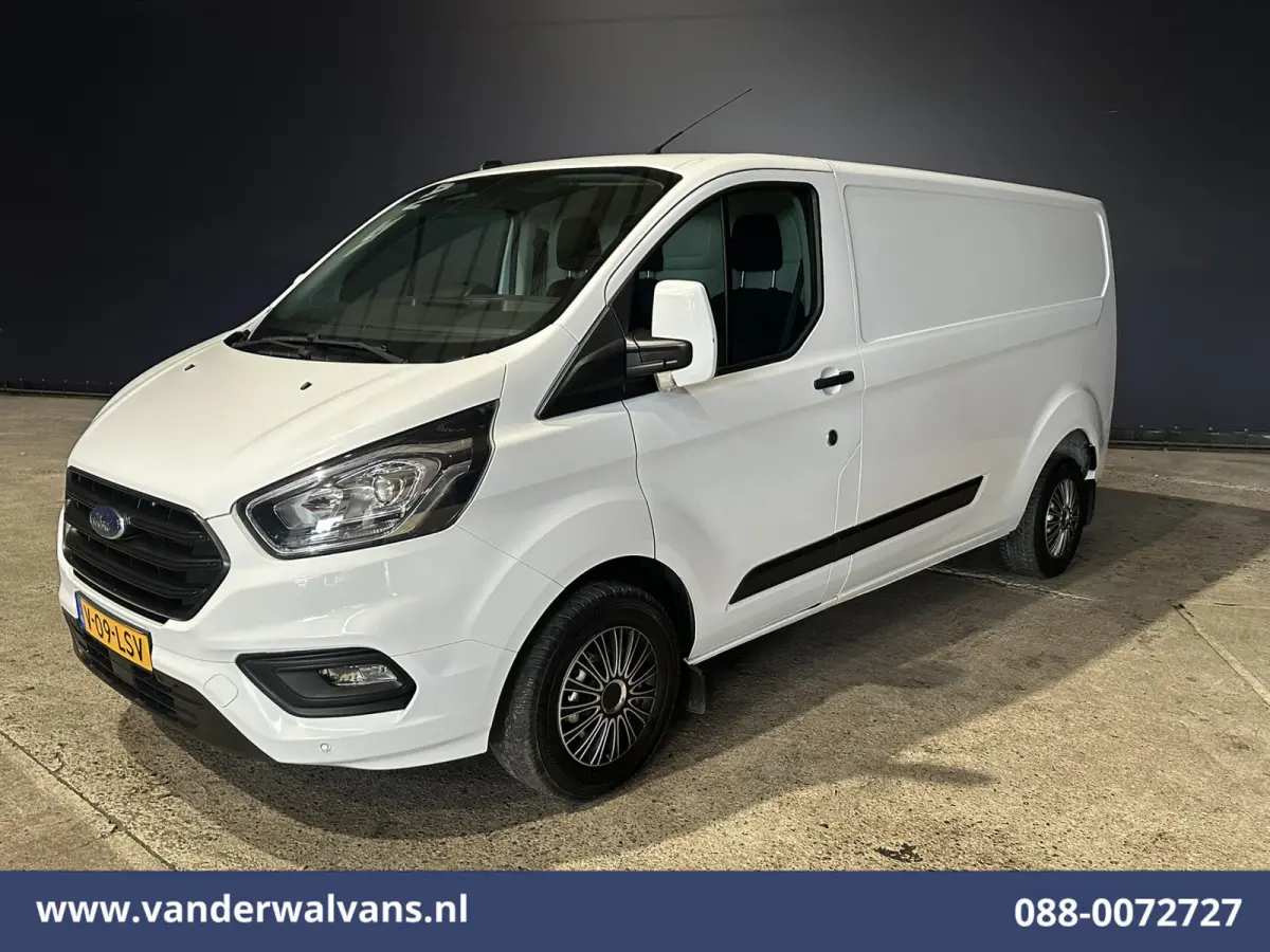 2.0 TDCI 130pk L2H1 Euro6 Airco | LED | Cruisecontrol | Verwarmde voorruit | Parkeersensoren Bijrijdersbank, 2800kg trekvermogen