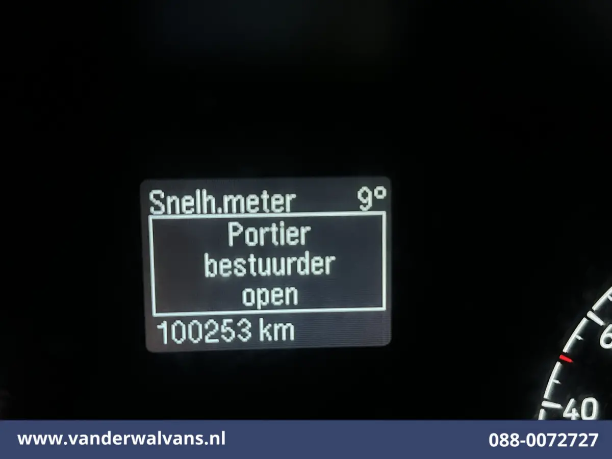 2.0 TDCI 130pk L2H1 Euro6 Airco | LED | Cruisecontrol | Verwarmde voorruit | Parkeersensoren Bijrijdersbank, 2800kg trekvermogen