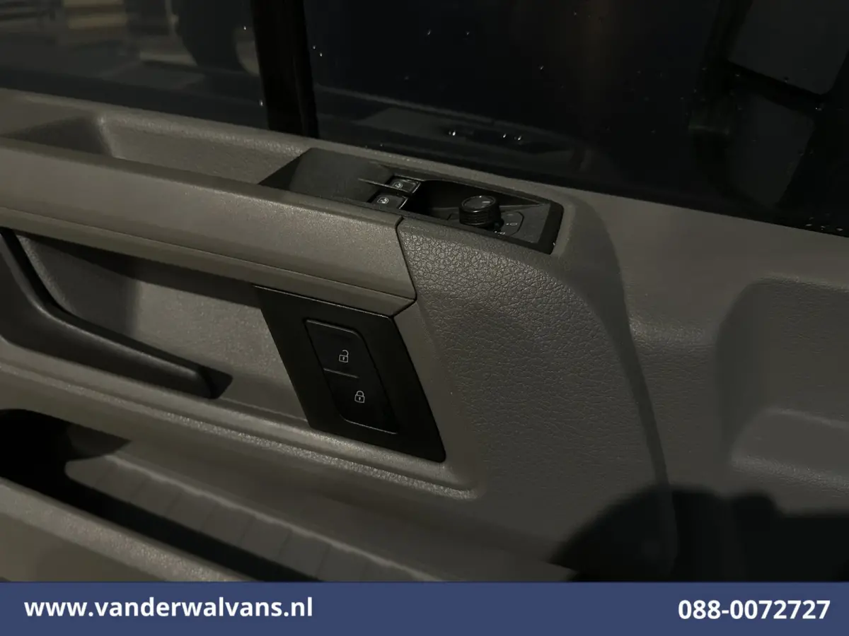 2.0 TDI 140pk L3H3 L2H2 Euro6 Airco | Navigatie | Apple Carplay | Cruisecontrol Android Auto, Bijrijdersbank, 3000kg trekvermogen