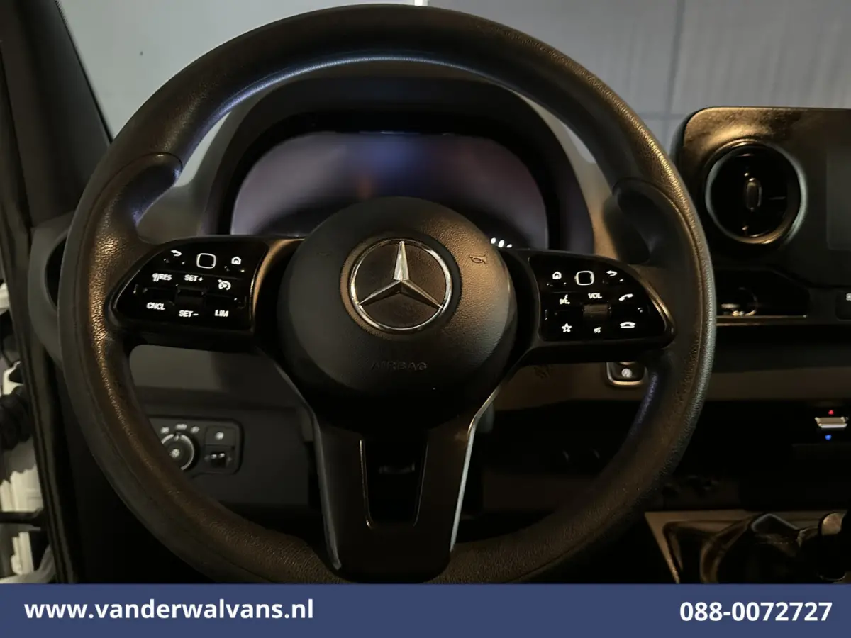 316 CDI 163 pk L2H2 Euro6 Airco | 2800kg Trekhaak | Camera | Apple Carplay | Parkeersensoren inklapbare spiegels, standkachel, cruisecontrol, MBUX, Android auto