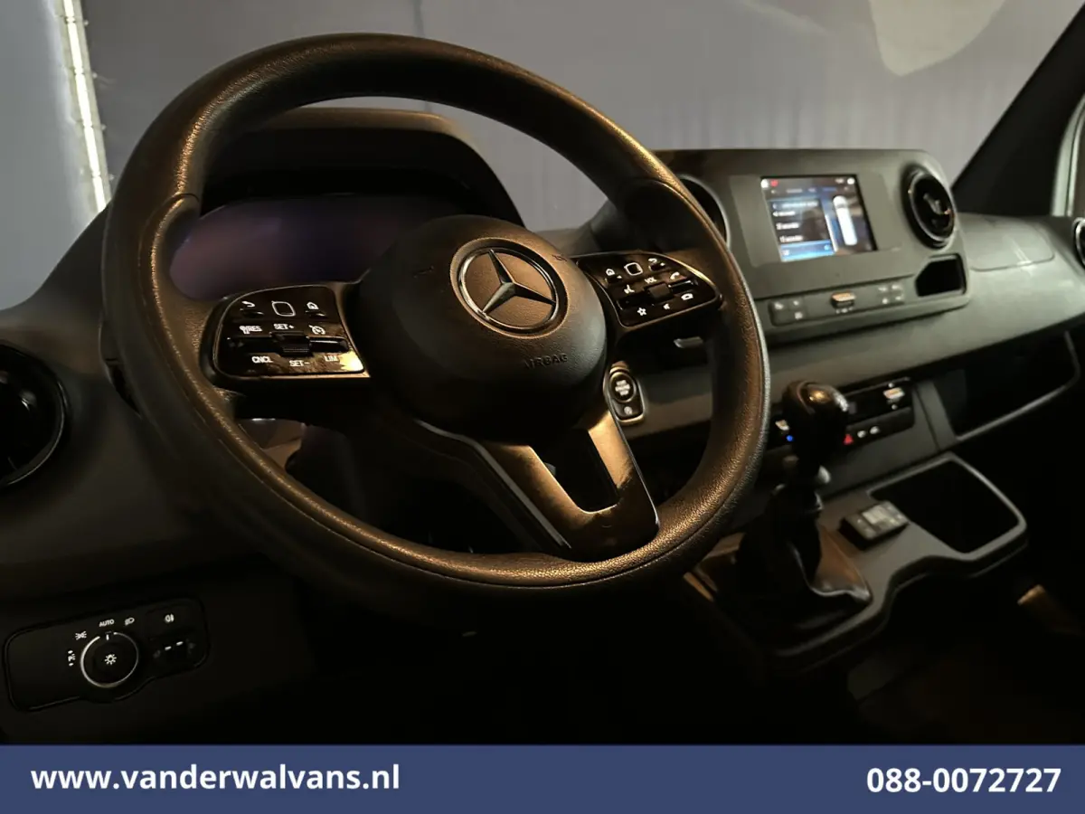 316 CDI 163 pk L2H2 Euro6 Airco | 2800kg Trekhaak | Camera | Apple Carplay | Parkeersensoren inklapbare spiegels, standkachel, cruisecontrol, MBUX, Android auto