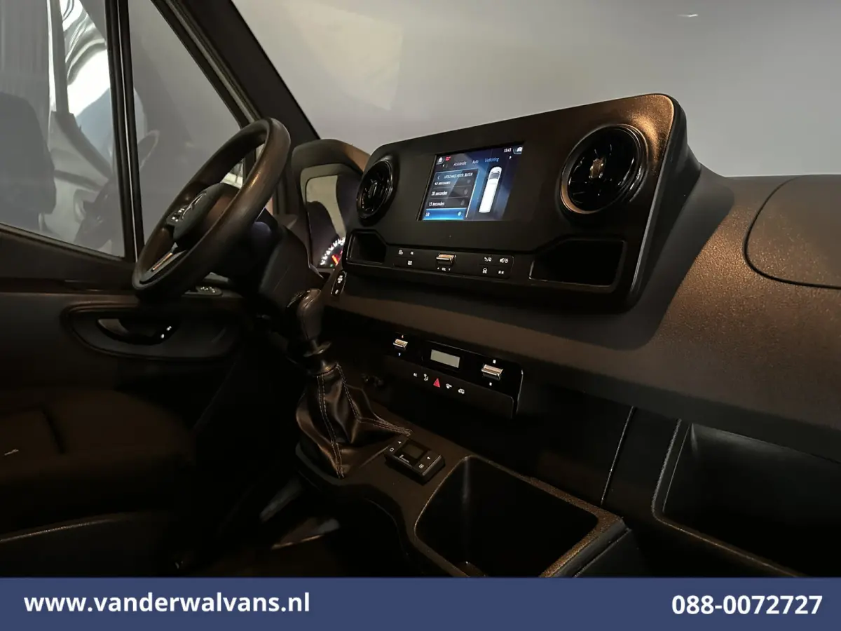 316 CDI 163 pk L2H2 Euro6 Airco | 2800kg Trekhaak | Camera | Apple Carplay | Parkeersensoren inklapbare spiegels, standkachel, cruisecontrol, MBUX, Android auto