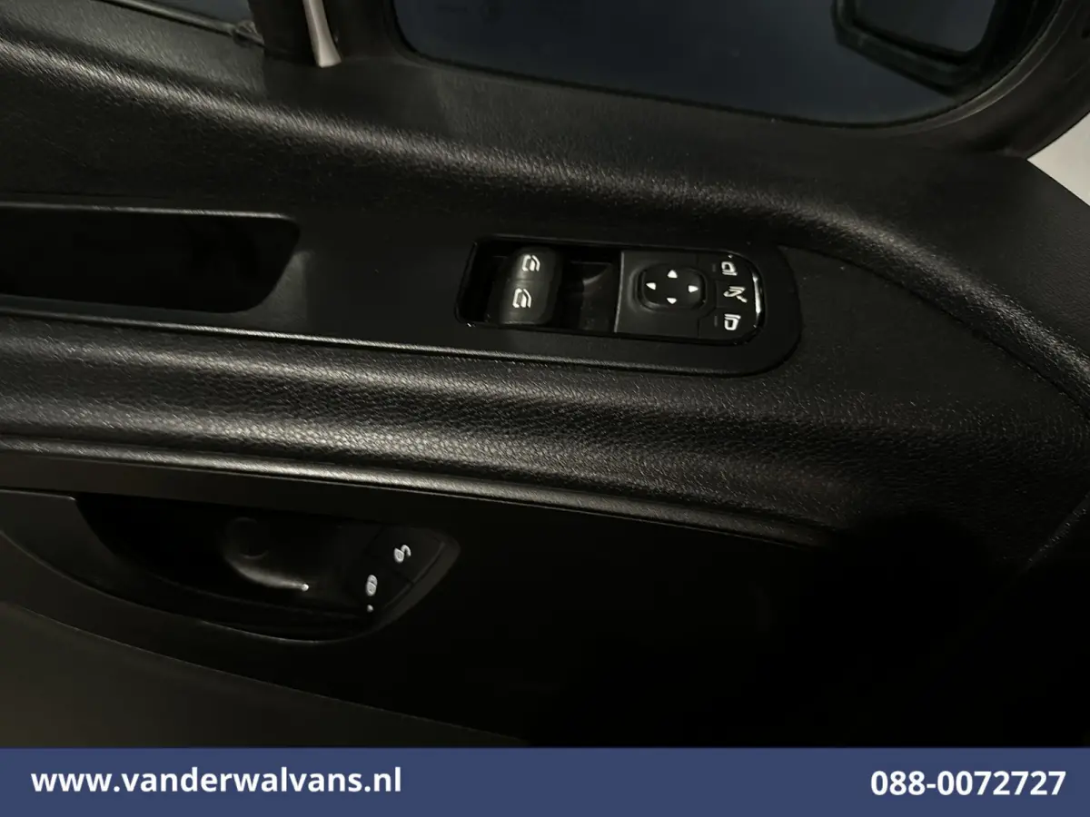 316 CDI 163 pk L2H2 Euro6 Airco | 2800kg Trekhaak | Camera | Apple Carplay | Parkeersensoren inklapbare spiegels, standkachel, cruisecontrol, MBUX, Android auto