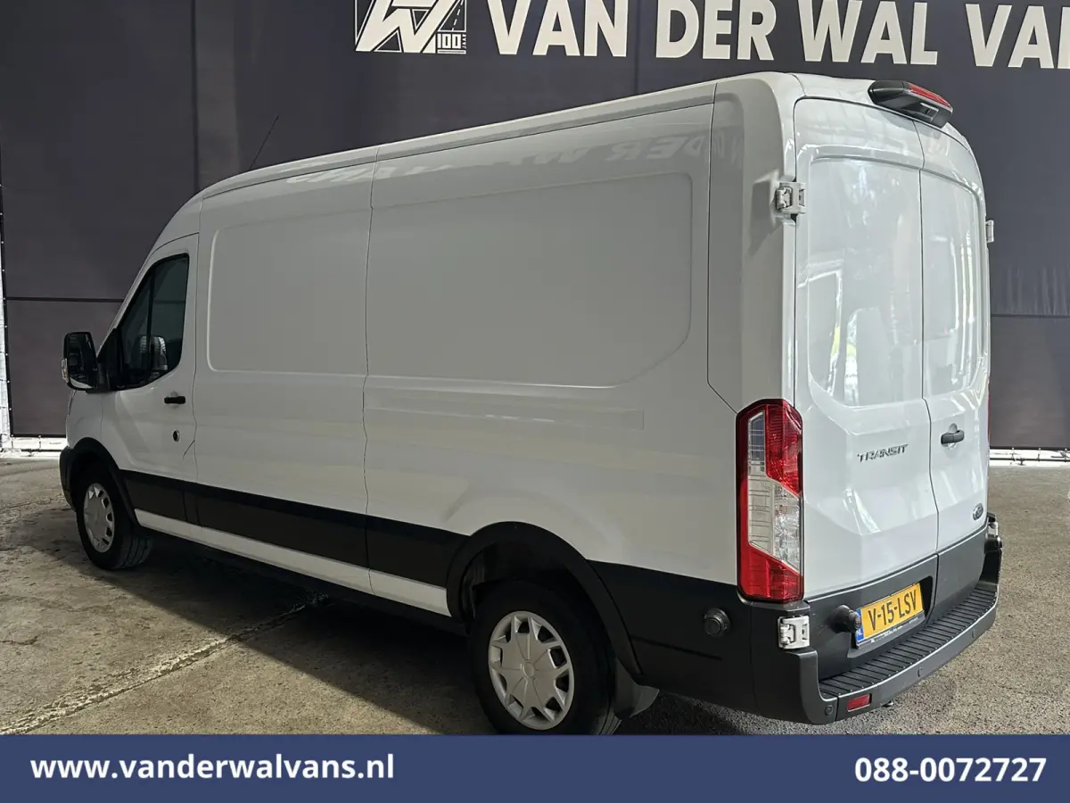 2.0 TDCI 131pk L3H2 Euro6 Airco | Camera | Navigatie | Apple Carplay | Stoelverwarming Cruisecontrol, Android auto, Verwarmde voorruit, Parkeersensoren, Bijrijdersbank, 2500kg trekvermogen