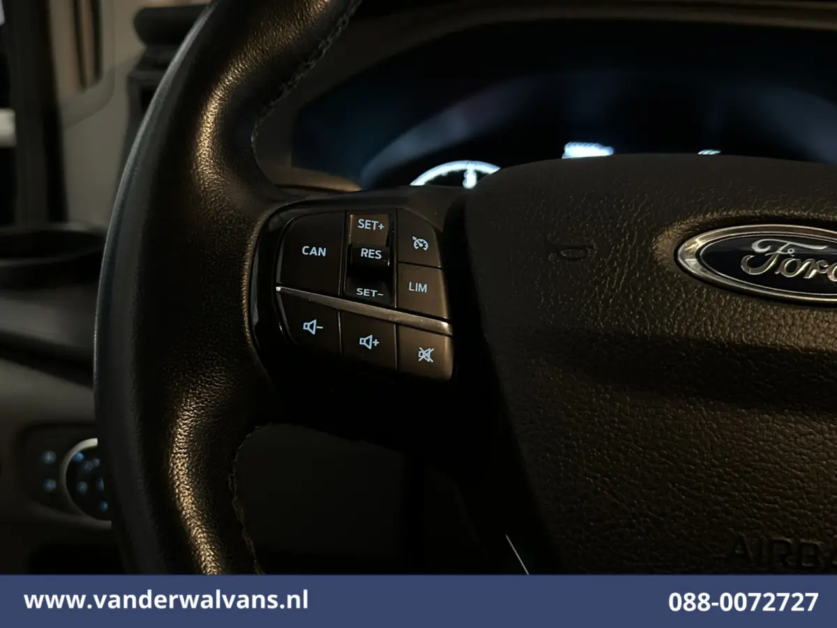 2.0 TDCI 131pk L3H2 Euro6 Airco | Camera | Navigatie | Apple Carplay | Stoelverwarming Cruisecontrol, Android auto, Verwarmde voorruit, Parkeersensoren, Bijrijdersbank, 2500kg trekvermogen