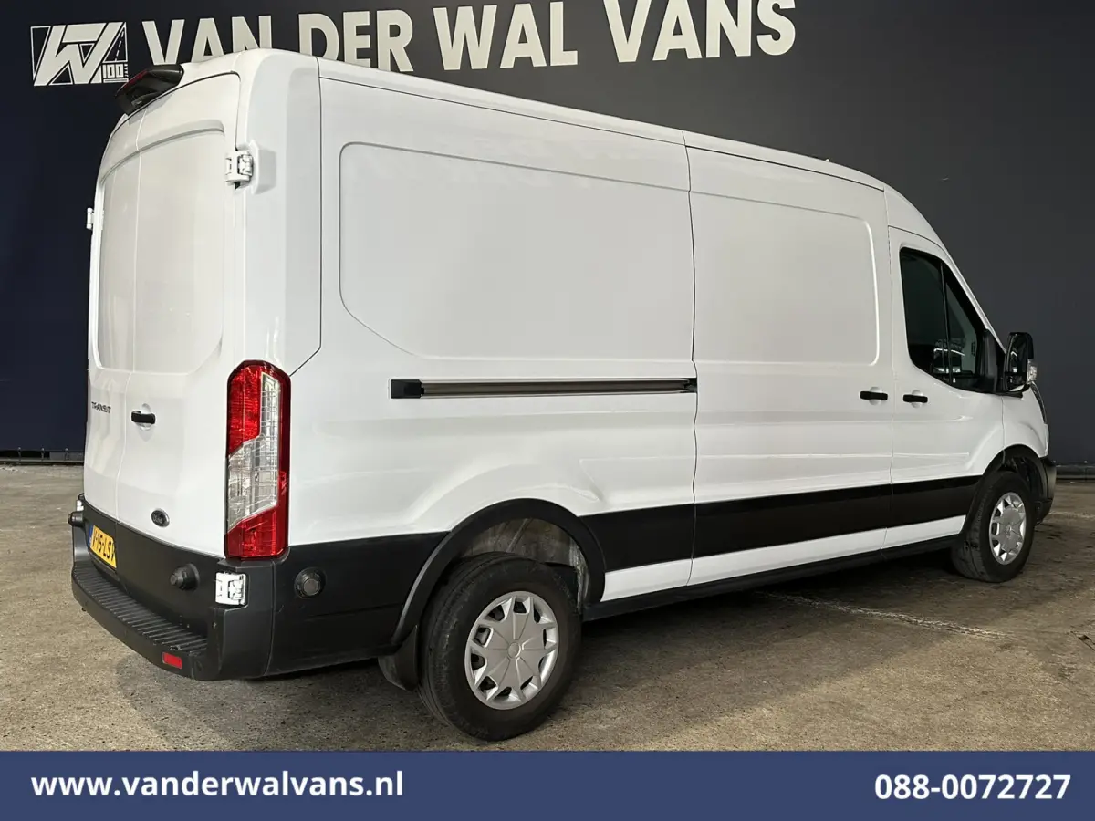 2.0 TDCI 131pk L3H2 Euro6 Airco | Camera | Navigatie | Apple Carplay | Stoelverwarming Cruisecontrol, Android auto, Verwarmde voorruit, Parkeersensoren, Bijrijdersbank, 2500kg trekvermogen