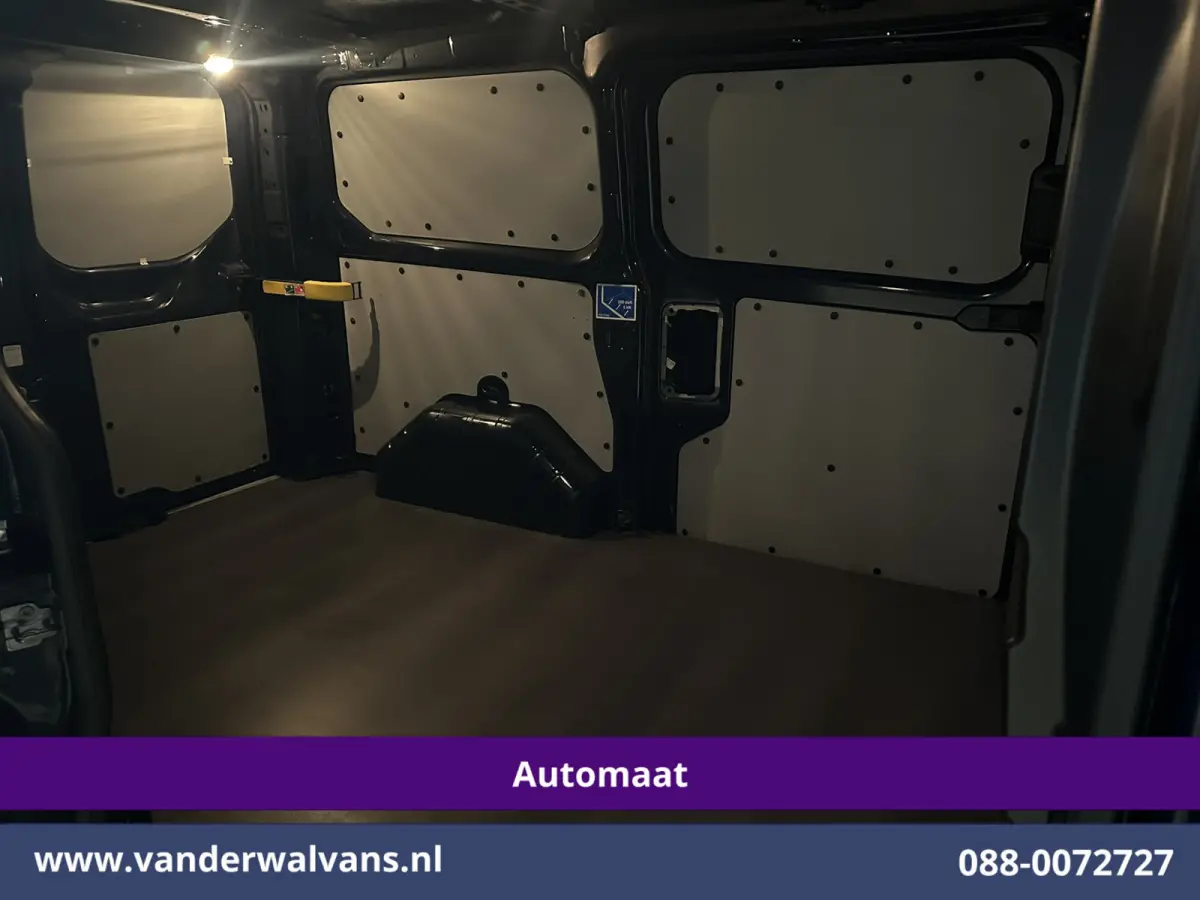 2.0 TDCI 131pk Automaat L1H1 Euro6 Airco | Camera | Navigatie | Cruisecontrol 2x Zijdeur, LM velgen, Verwarmde voorruit, Parkeersensoren, Bijrijdersbank
