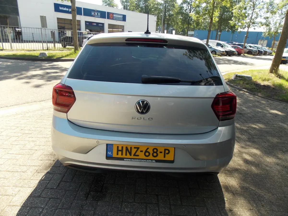 1.0 TSI Highline Business R Automaat Airco Elk Pakket 5Deurs 2021bj GARANTIE