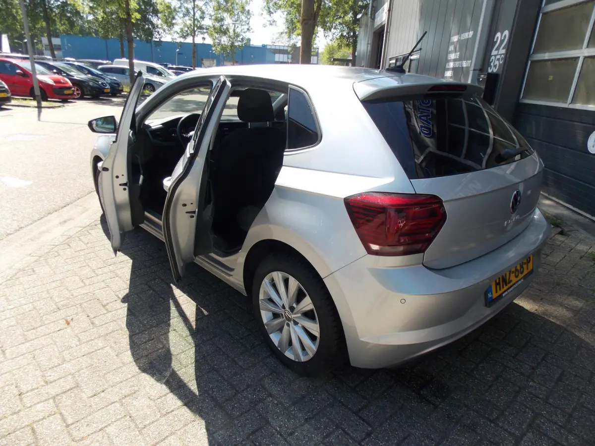 1.0 TSI Highline Business R Automaat Airco Elk Pakket 5Deurs 2021bj GARANTIE
