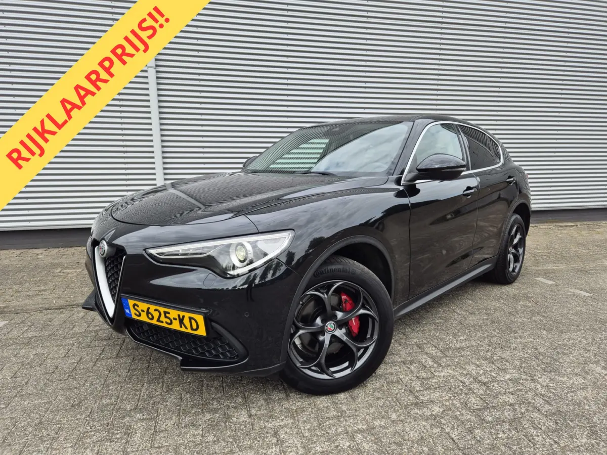 2.0 T AWD Super Automaat, panoramadak,trekhaak,cruise,navigatie,achteruitrijcamera,lederen bekleding,parkeersensoren,