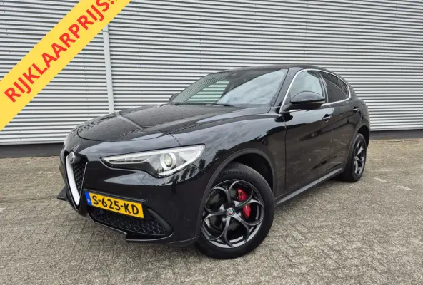 2.0 T AWD Super Automaat, panoramadak,trekhaak,cruise,navigatie,achteruitrijcamera,lederen bekleding,parkeersensoren,
