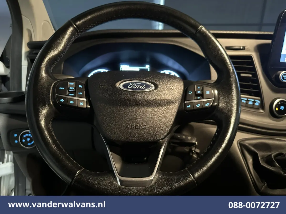 2.0 TDCI L2H1 Euro6 Airco | Navigatie | Apple Carplay | Cruisecontrol | Stoelverwarming LED, parkeersensoren, android auto, verwarmde voorruit, bijrijdersbank
