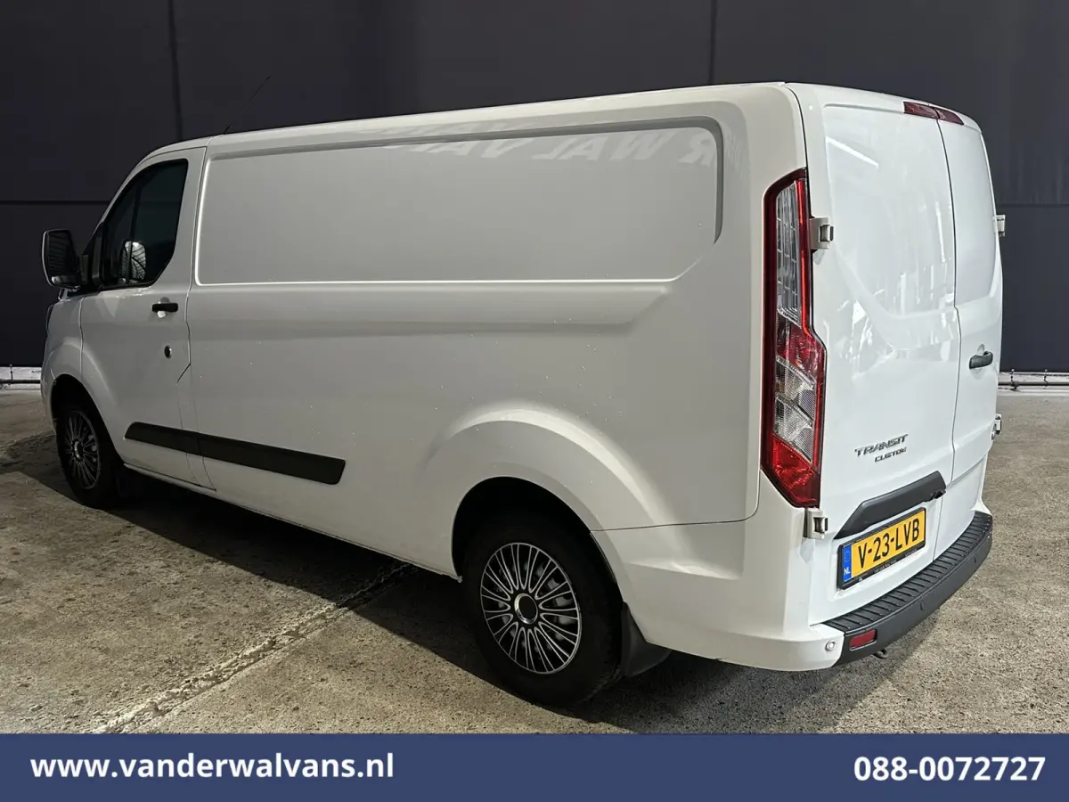2.0 TDCI L2H1 Euro6 Airco | Navigatie | Apple Carplay | Cruisecontrol | Stoelverwarming LED, parkeersensoren, android auto, verwarmde voorruit, bijrijdersbank