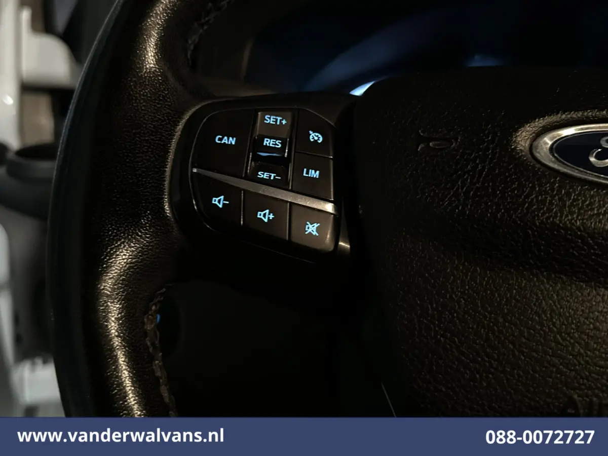 2.0 TDCI L2H1 Euro6 Airco | Navigatie | Apple Carplay | Cruisecontrol | Stoelverwarming LED, parkeersensoren, android auto, verwarmde voorruit, bijrijdersbank