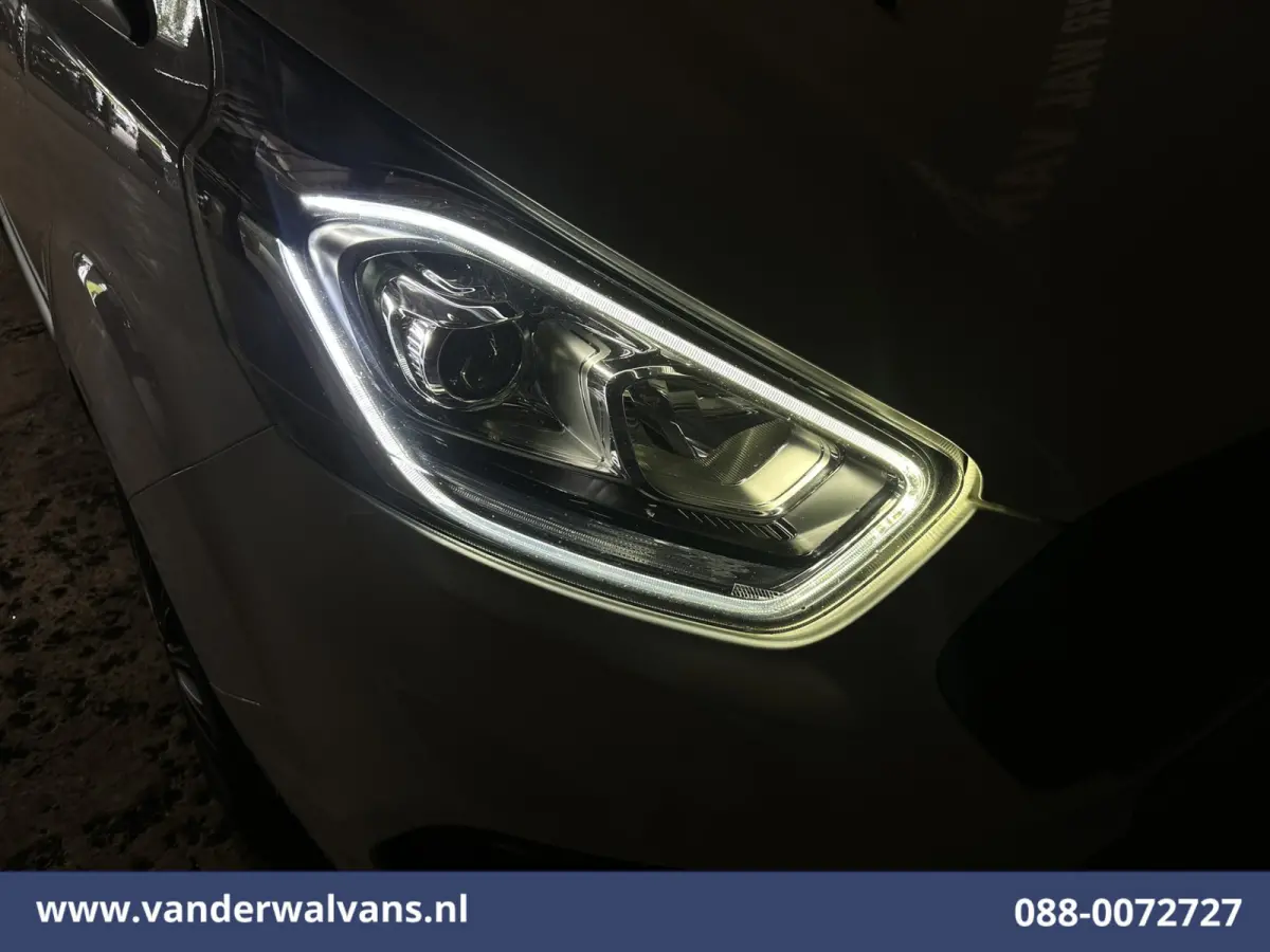 2.0 TDCI L2H1 Euro6 Airco | Navigatie | Apple Carplay | Cruisecontrol | Stoelverwarming LED, parkeersensoren, android auto, verwarmde voorruit, bijrijdersbank