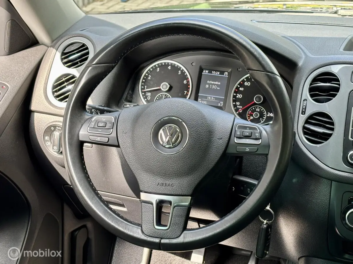 1.4 TSI R-Line. NAVI, CRUISE, PDC.