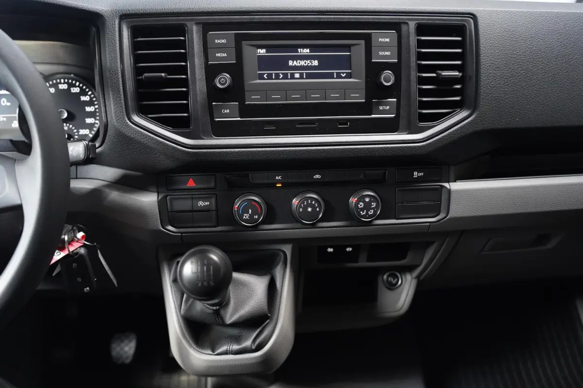2.0 TDI 177 pk L4 Pick Up / Open Laadbak Airco Cruise Control, 3-Zits, LxBxH 430x203x40 cm