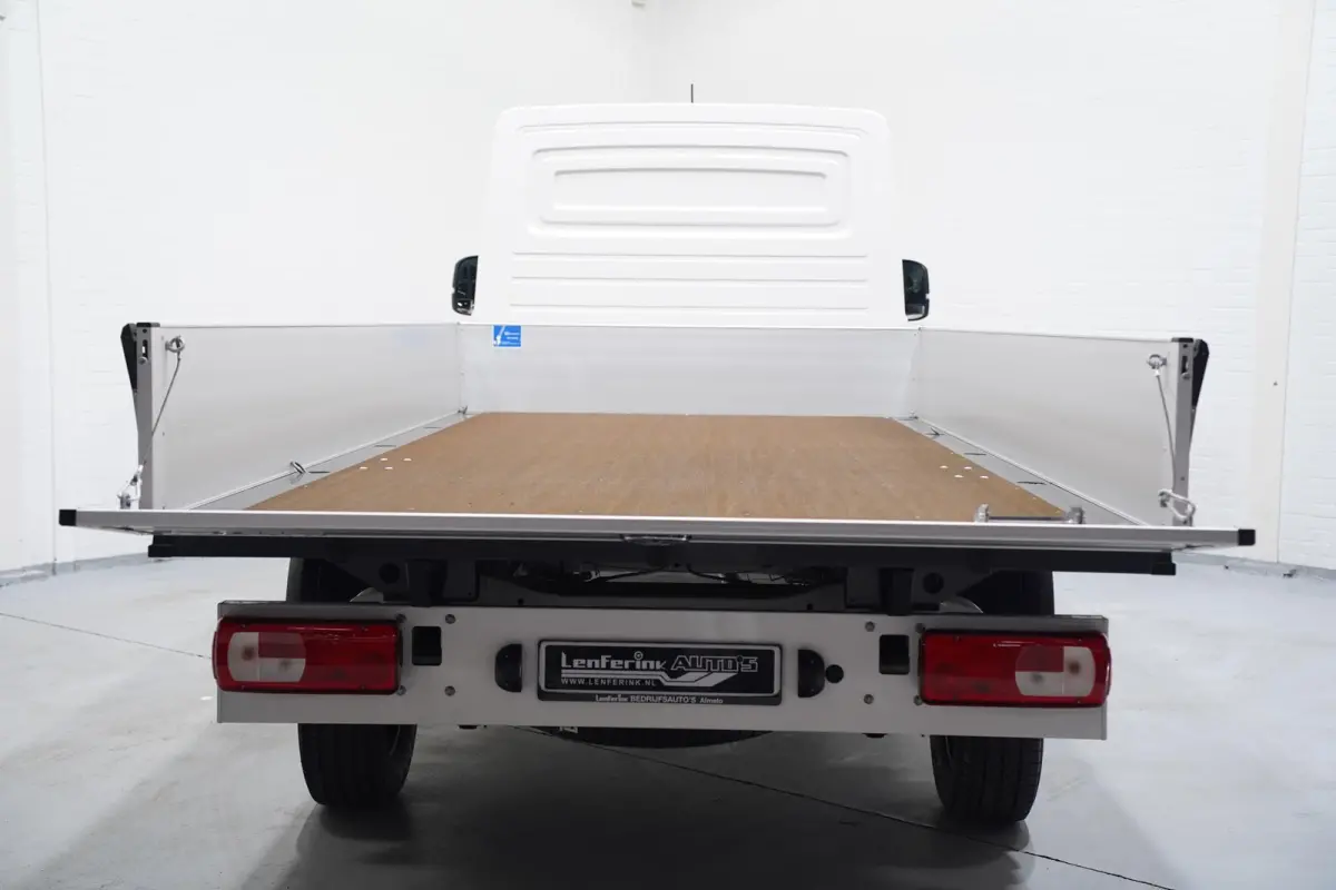 2.0 TDI 177 pk L4 Pick Up / Open Laadbak Airco Cruise Control, 3-Zits, LxBxH 430x203x40 cm