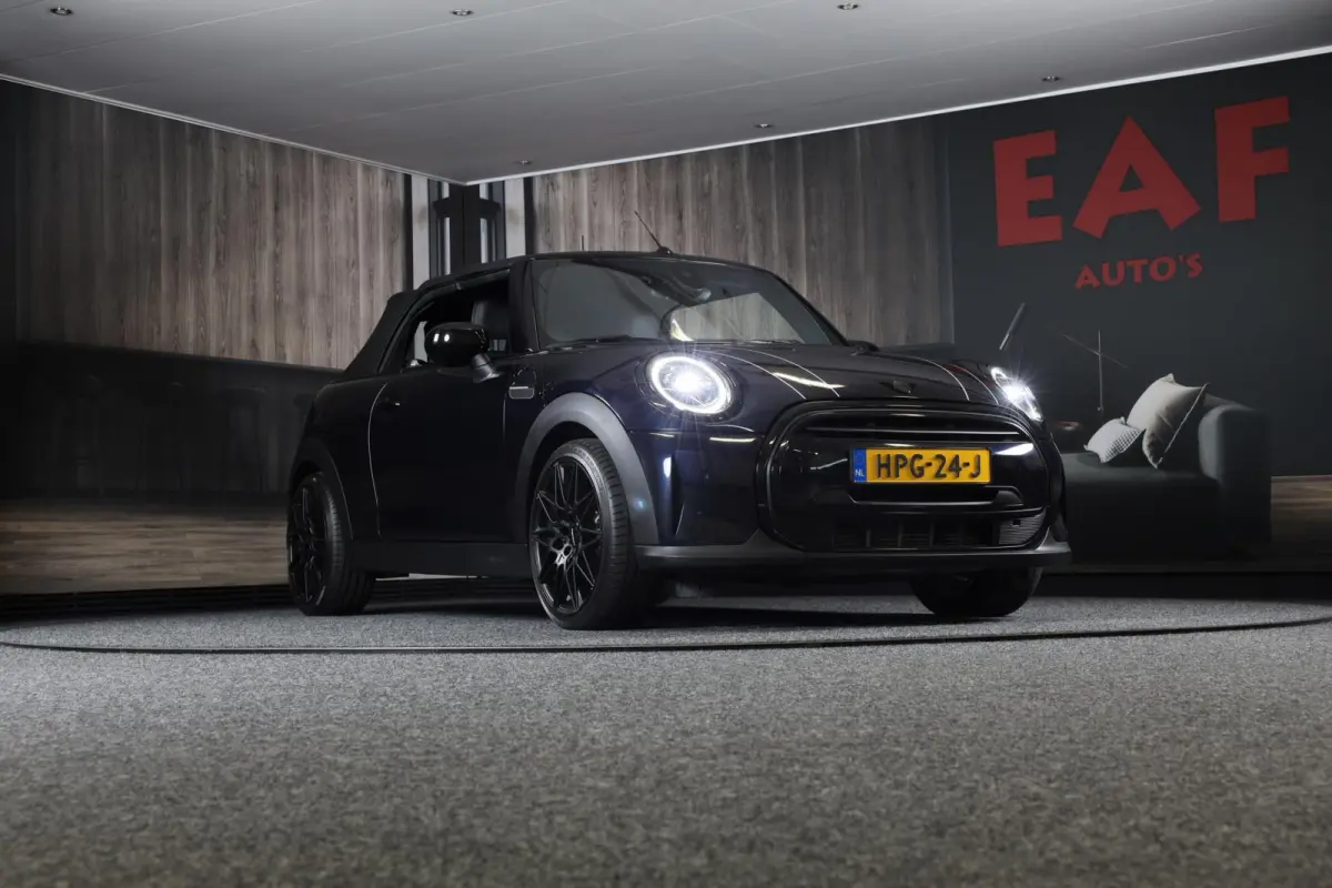Mini 1.5 / AUT / Navi / 136 Pk / Cruise Control / Leder / Ecc / Elek Pakket / Led / Pdc / 18 Inch