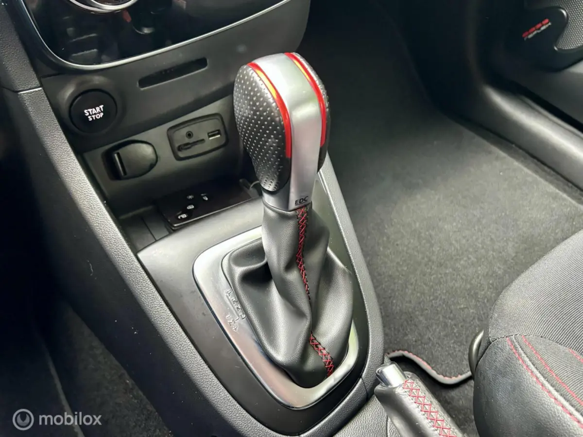 1.6 Turbo R.S. NAVI, CAMERA, CRUISE.