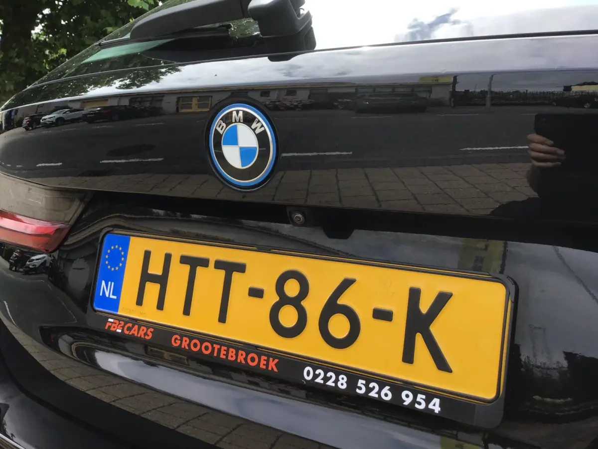330e Business Edition Plus I 293PK I Camera I Trekhaak I Ambiente I Full Led I Stoel & Stuurverw. I Half/Leder