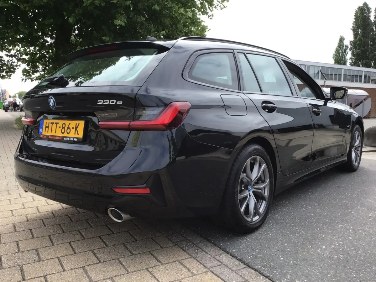 330e Business Edition Plus I 293PK I Camera I Trekhaak I Ambiente I Full Led I Stoel & Stuurverw. I Half/Leder