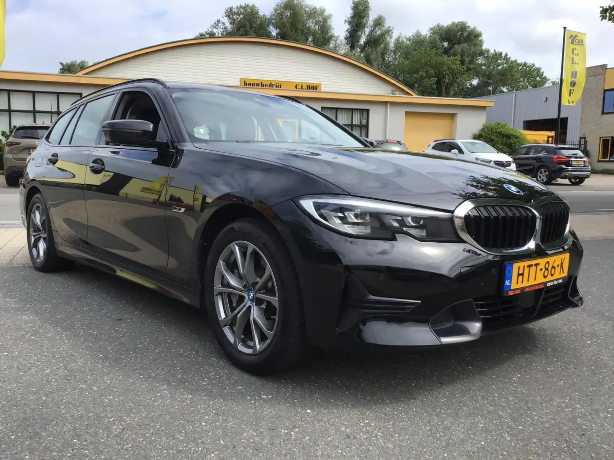 330e Business Edition Plus I 293PK I Camera I Trekhaak I Ambiente I Full Led I Stoel & Stuurverw. I Half/Leder